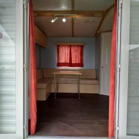 Camping Residencial Robles *